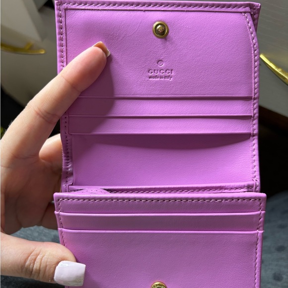 💜GUCCI💜 RARE Moire Calfskin Monogram Bi-Fold Card Case Lilac Yellow - Picture 7 of 10